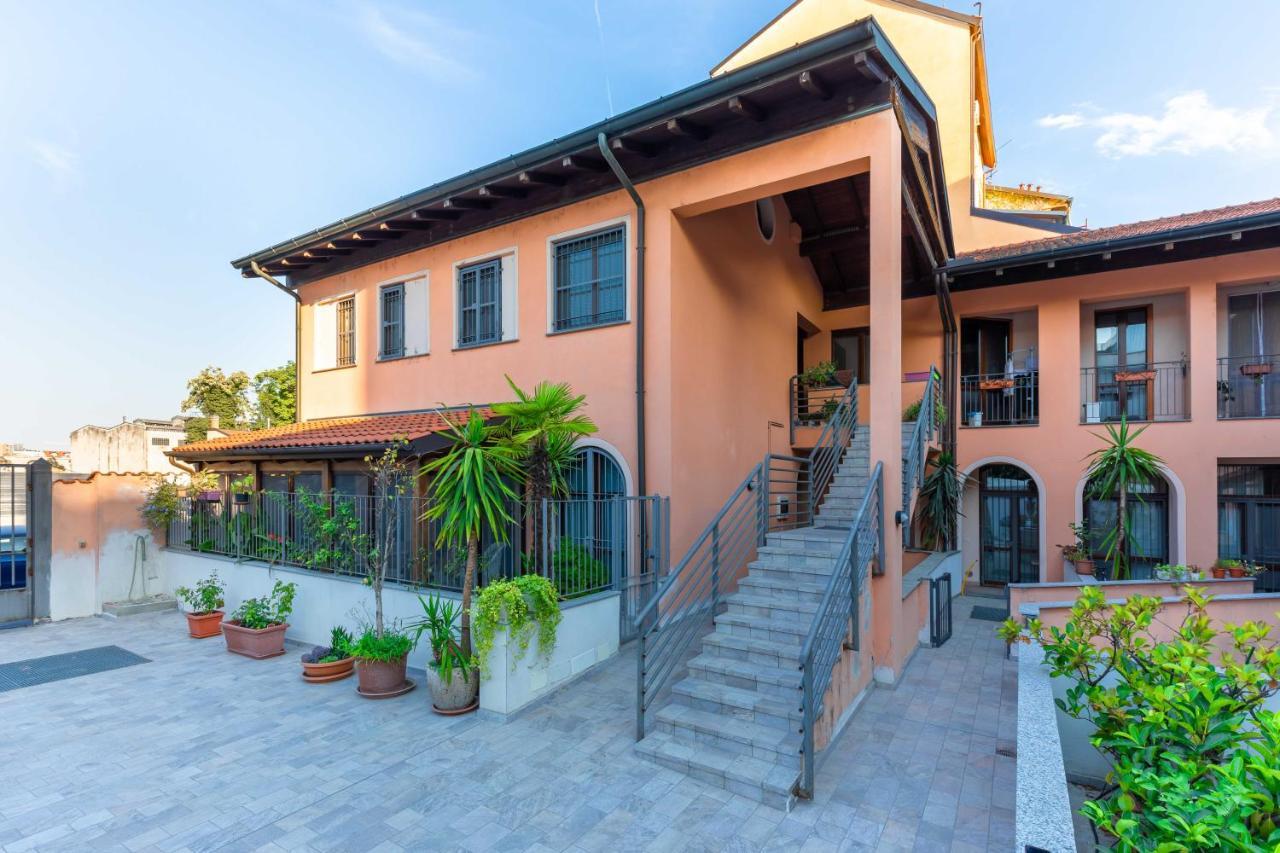 Apartament Prada House - Posto Auto Coperto Mediolan Zewnętrze zdjęcie